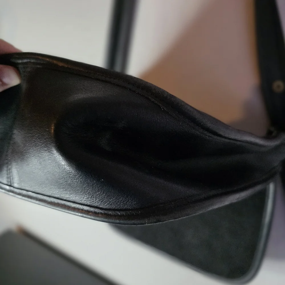 Coach Vintage Patricia Legacy‎ Black Leather Crossbody Purse